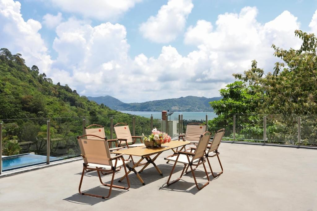 Best 8 Villas in Patong 3 Dolphin Villa, Patong
