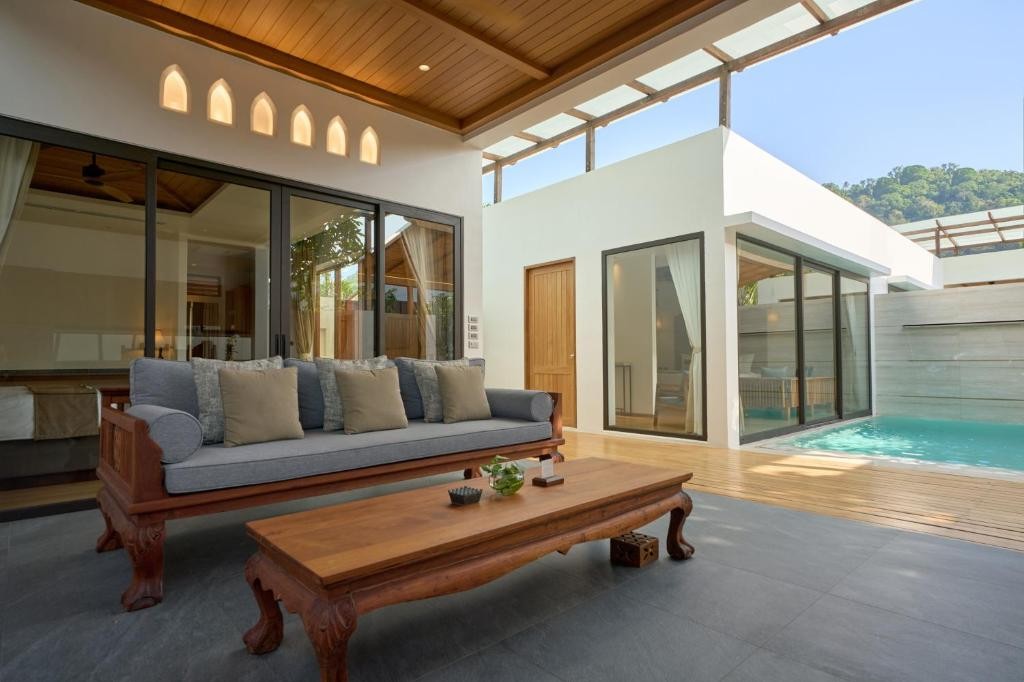 Best 8 Villas in Kata 3 Malisa Villa Suites, Kata